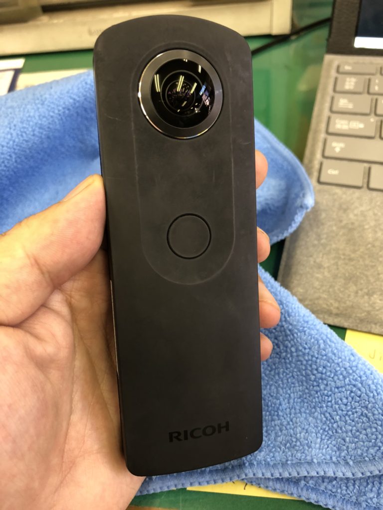 RiCOH　THETA　360度　カメラ